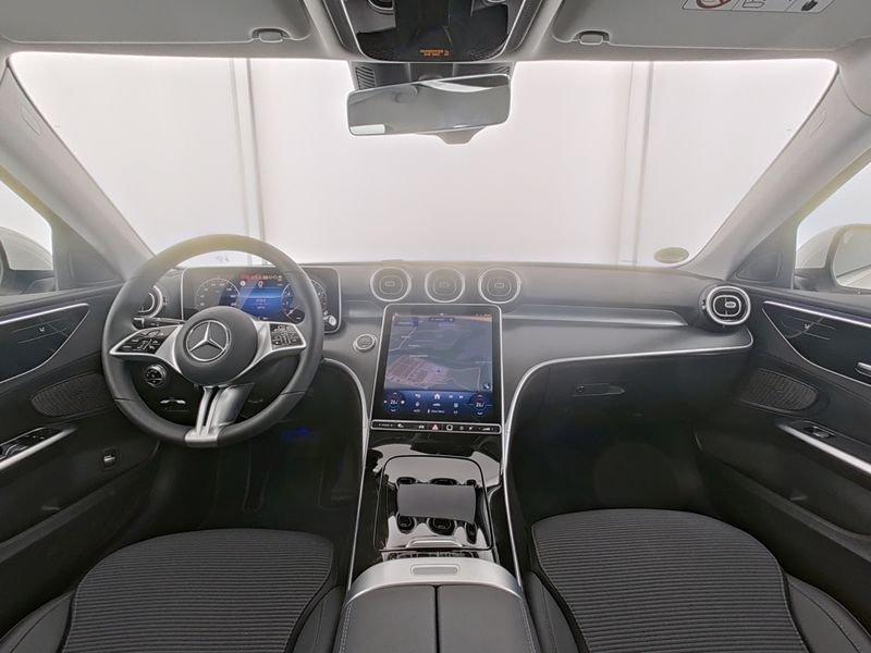 Mercedes-Benz C 200 AVANTGARDE Sedan