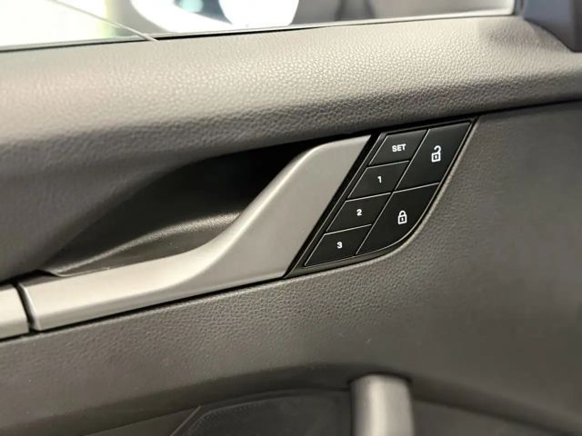 Porsche 911 4 Cabrio Targa