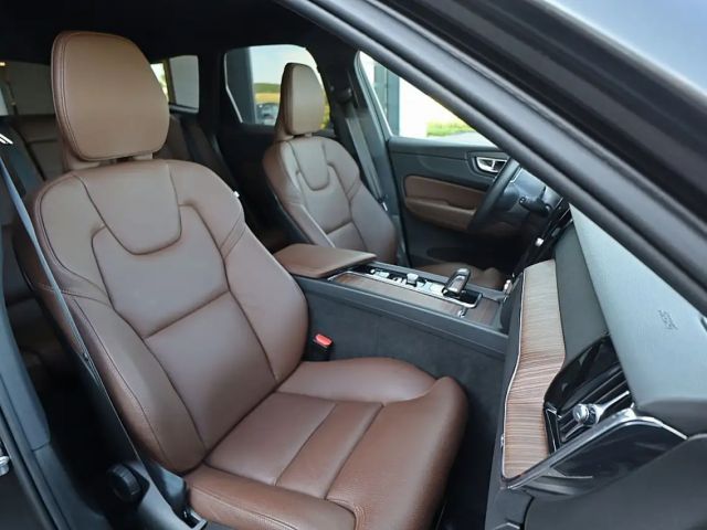 Volvo XC60 AWD Geartronic Momentum