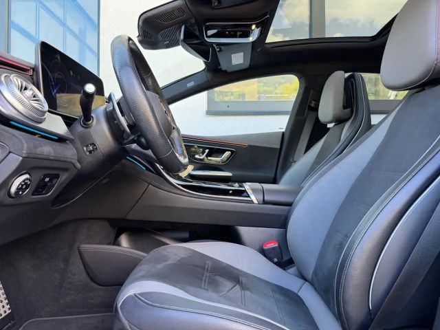 Mercedes-Benz EQE 43 4MATIC AMG Line Sedan