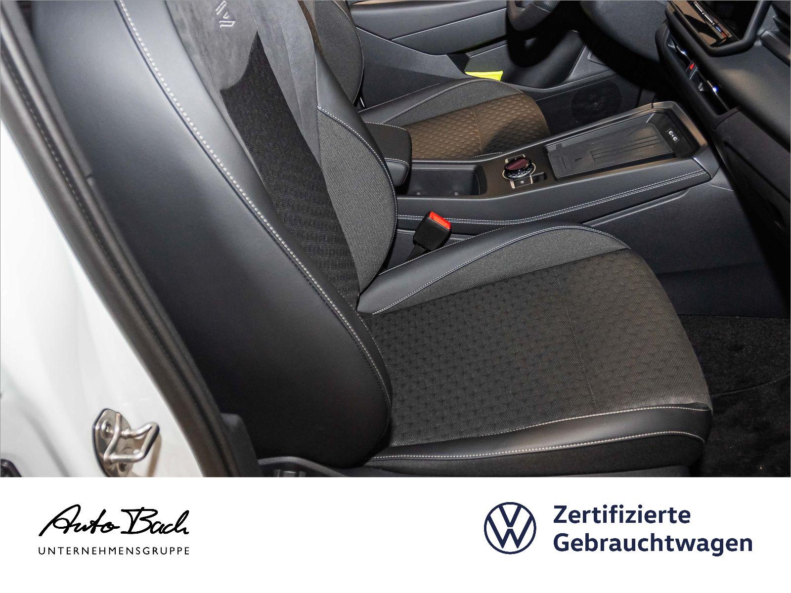 Volkswagen T-Roc 1.5 eTSI DSG R-Line Style