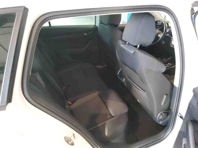 Skoda Octavia 1.0 TSI Combi