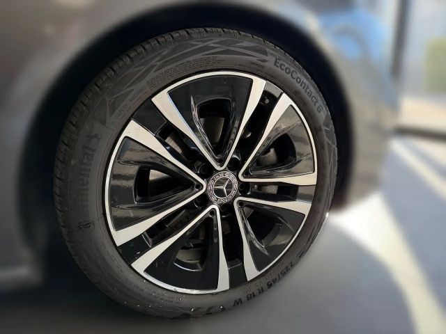 Mercedes-Benz CLA 180 CLA 180 d Coupé