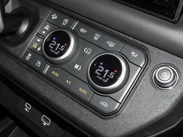 Land Rover Defender 90