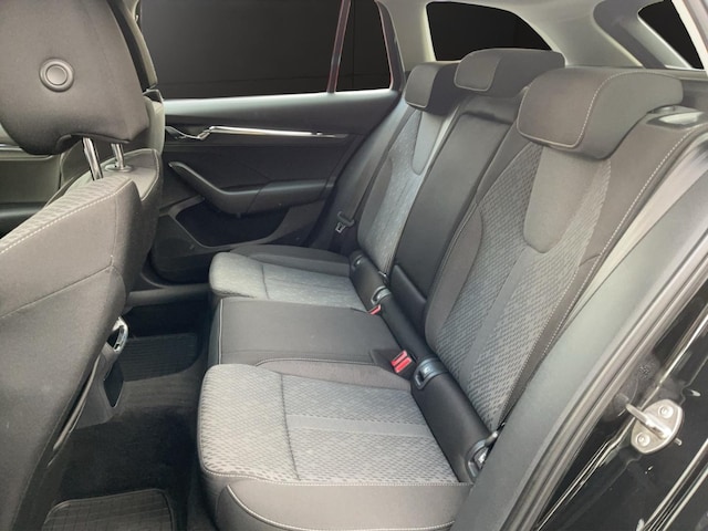 Skoda Octavia 2.0 TDI Combi Style Style