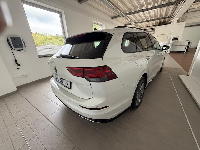 Volkswagen Golf 1.5 TSI Variant