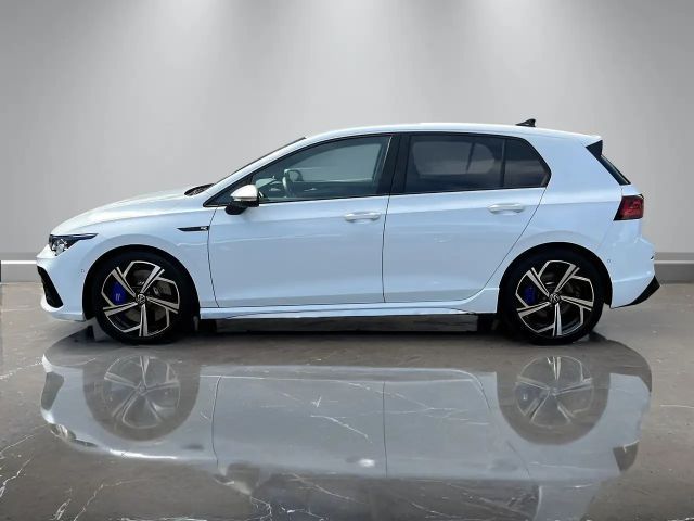 Volkswagen Golf "R" +DCC+AKRAPOVIC+LEDER+MATRIX+ASSISTS+