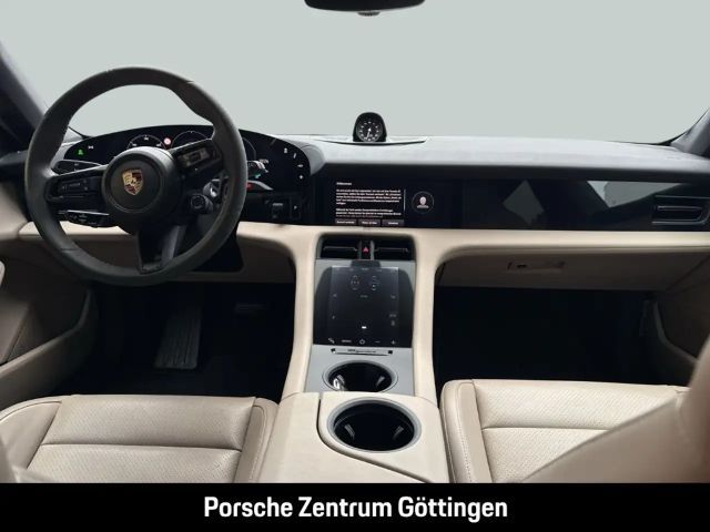 Porsche Taycan 4 Cross Turismo