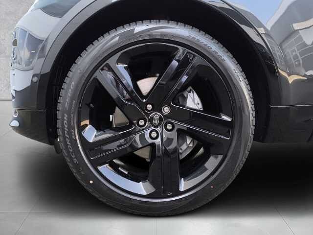 Land Rover Discovery D300 Dynamic HSE