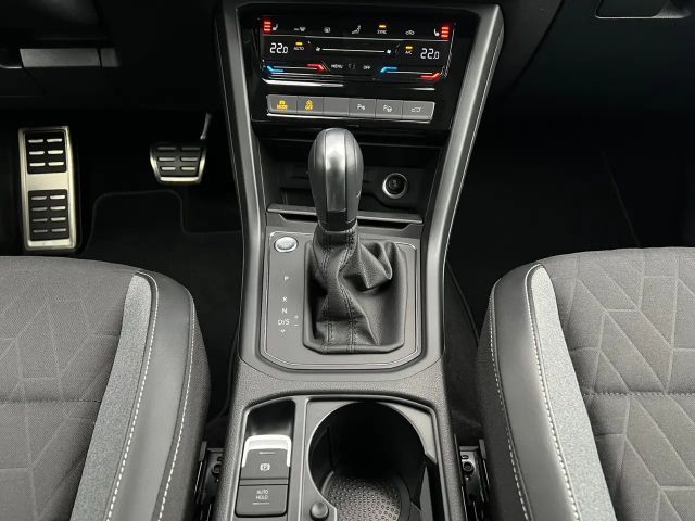 Volkswagen Touran 1.5 TSI DSG IQ.Drive