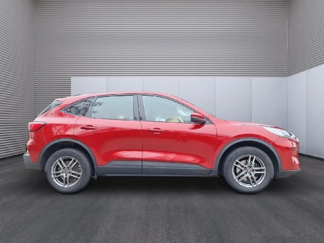 Ford Kuga Cool & Connect