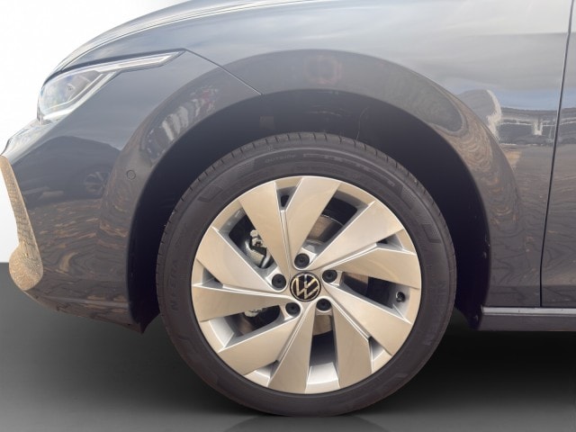 Volkswagen Golf 1.5 eTSI DSG Golf VIII