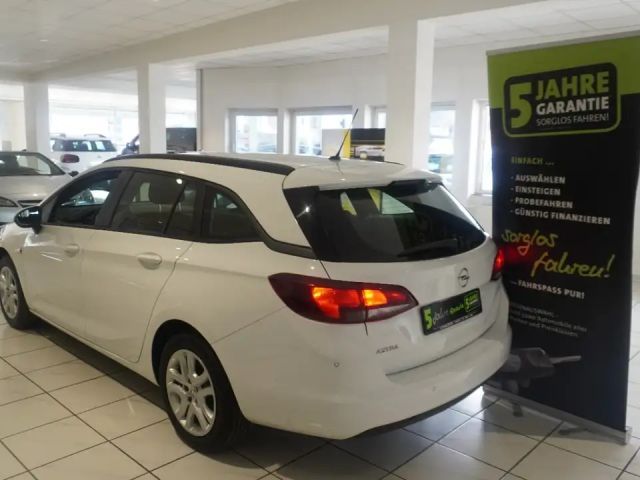 Opel Astra 1.2 Turbo Sports Tourer Turbo