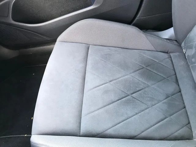 Volkswagen Golf DSG Style eHybrid