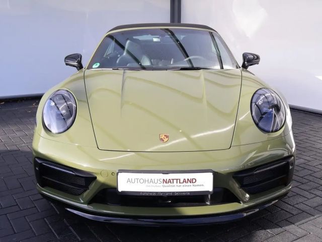 Porsche 992 Cabrio Carrera GTS