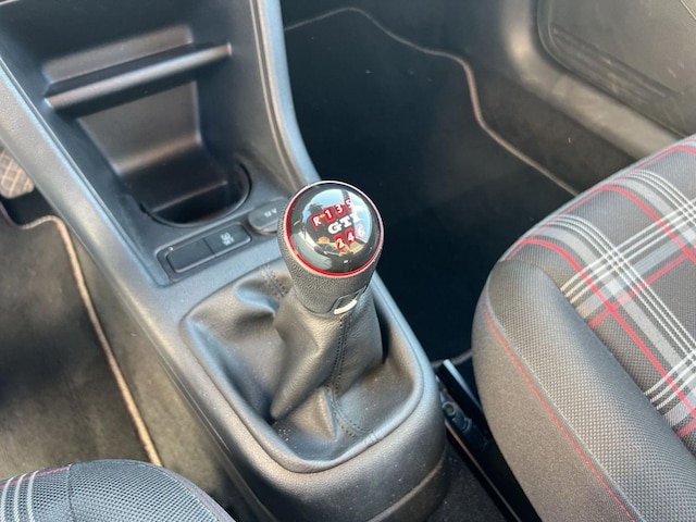 Volkswagen up! 1.0 TSI GTI