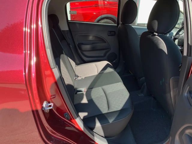 Mitsubishi Space Star Star