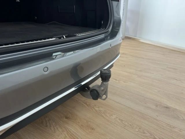 Mercedes-Benz C 220 AVANTGARDE C 220 d Estate