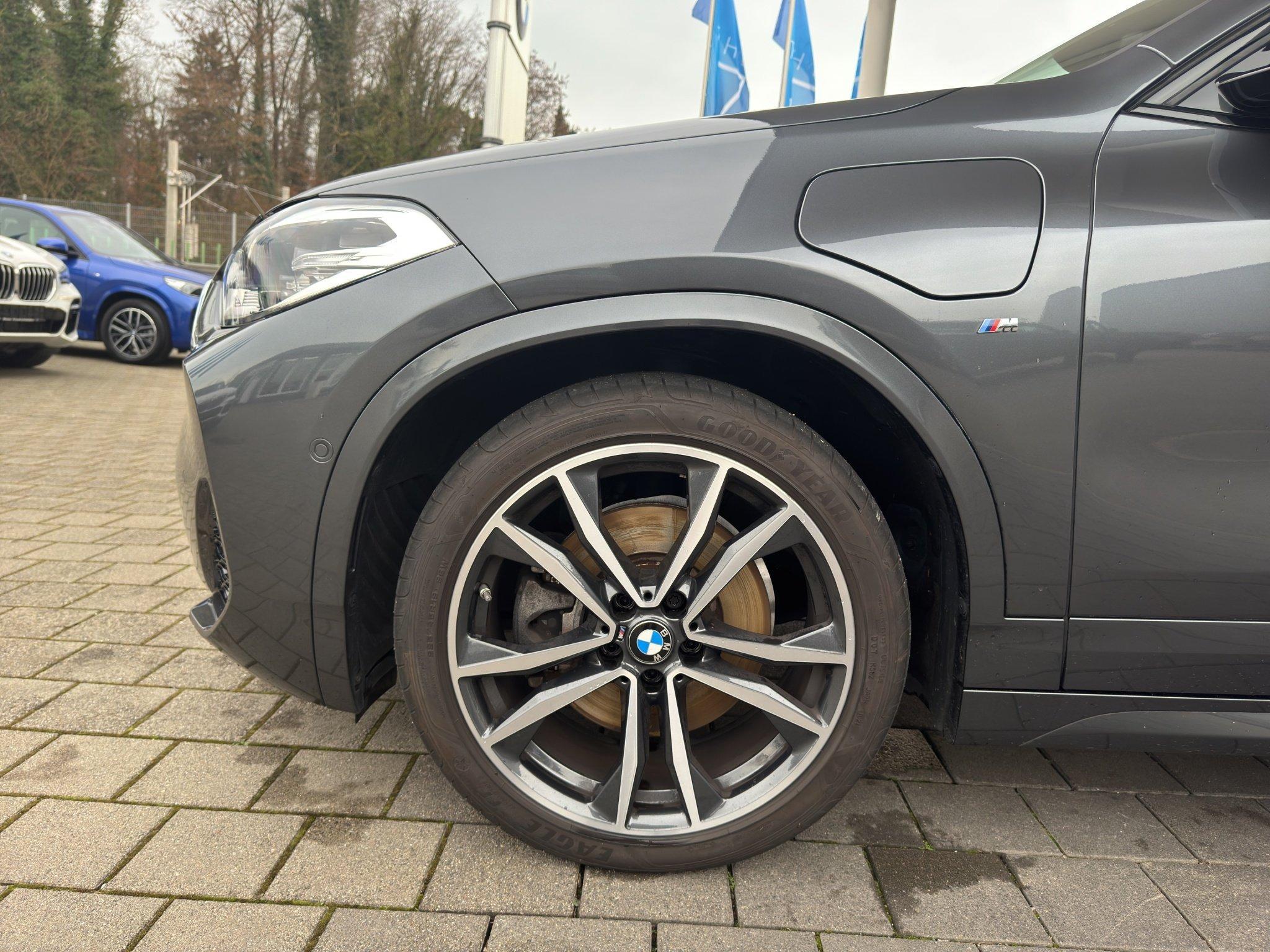 BMW X2 xDrive25e