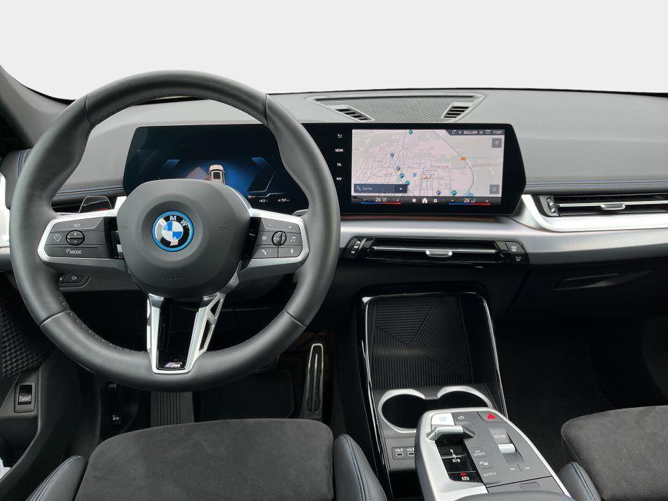 BMW iX1 xDrive30