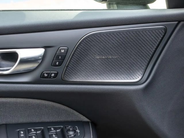 Volvo V60 AWD Dark Plus Recharge T8