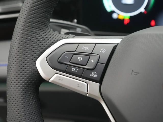 Volkswagen Tiguan 4Motion R-Line