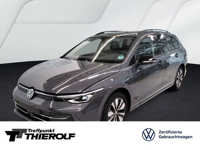 Volkswagen Golf 1.5 eTSI Life Variant