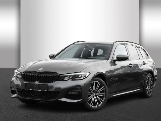 BMW 330 330e M-Sport Touring