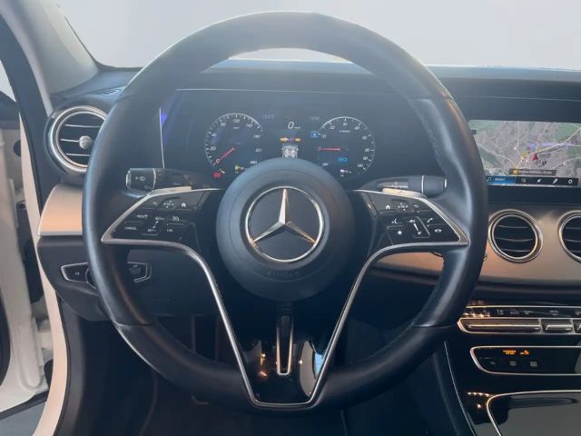 Mercedes-Benz E 300 E 300 e Estate