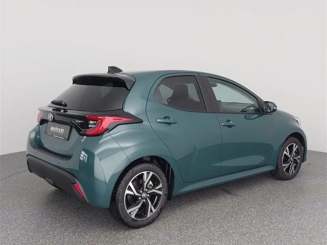 Toyota Yaris Active