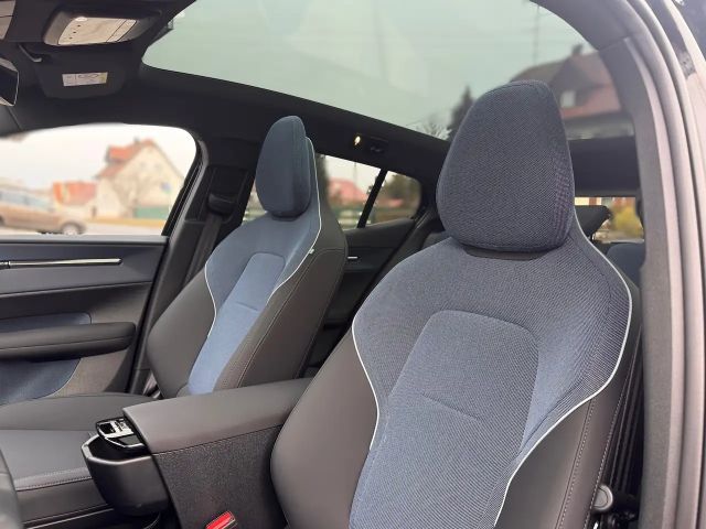 Volvo EX30 Twin motor Ultra