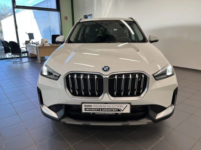 BMW iX1 xDrive30