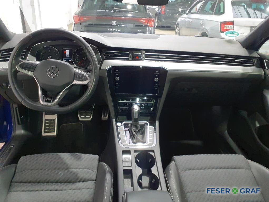 Volkswagen Passat 1.5 TSI DSG R-Line Variant