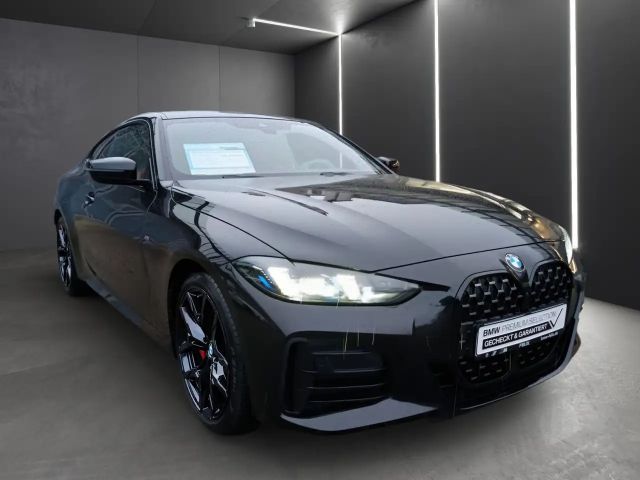 BMW 430 430i Coupé M-Sport xDrive