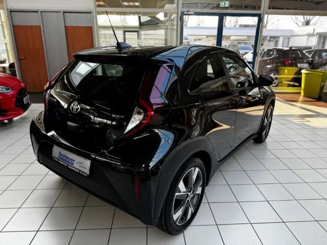 Toyota Aygo X Active Hatchback Hybride