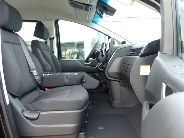 Hyundai Staria Trend