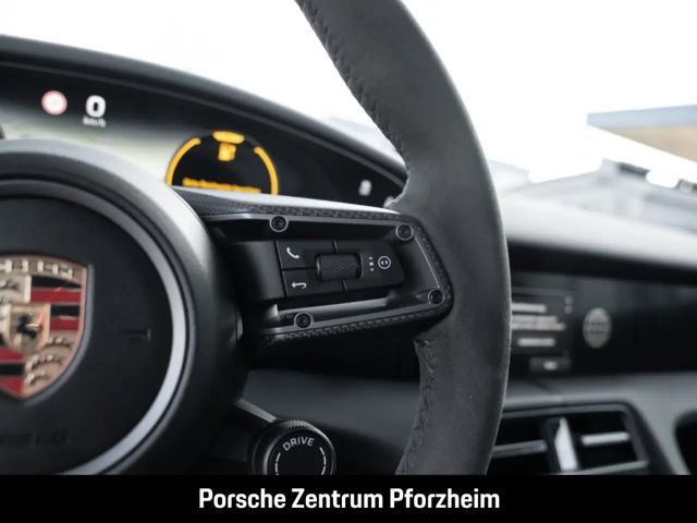 Porsche Taycan Turbo