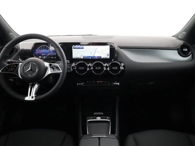 Mercedes-Benz GLA 180 Aut. AHK Park.Assistent Sitzhzg.