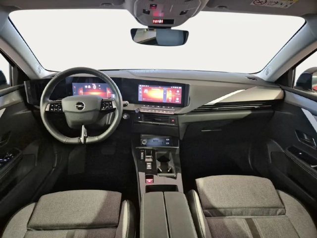 Opel Astra Business Elegance