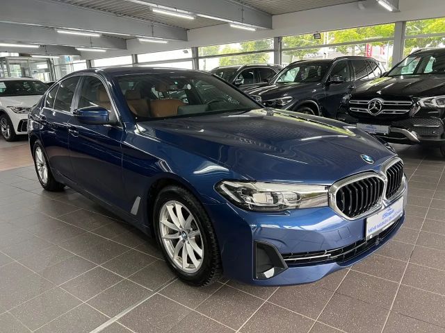 BMW 520 520d Sedan