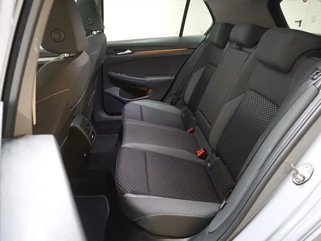 Volkswagen Golf 2.0 TDI DSG