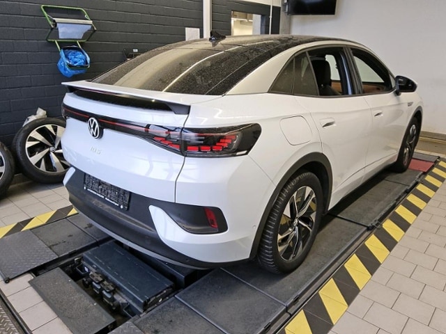 Volkswagen ID.5 150 kW 77 KWh IQ.Drive