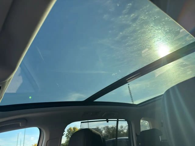 Volkswagen Touran 1.5 TSI DSG Highline Style