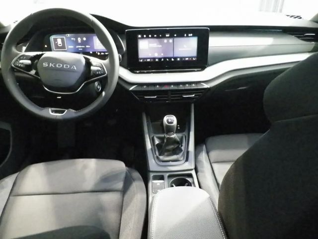 Skoda Octavia Essence TSI