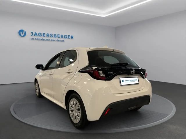 Toyota Yaris Active VVT-i