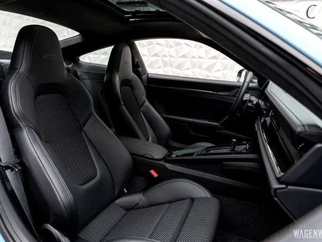 Porsche 992 Carrera Coupé Turbo