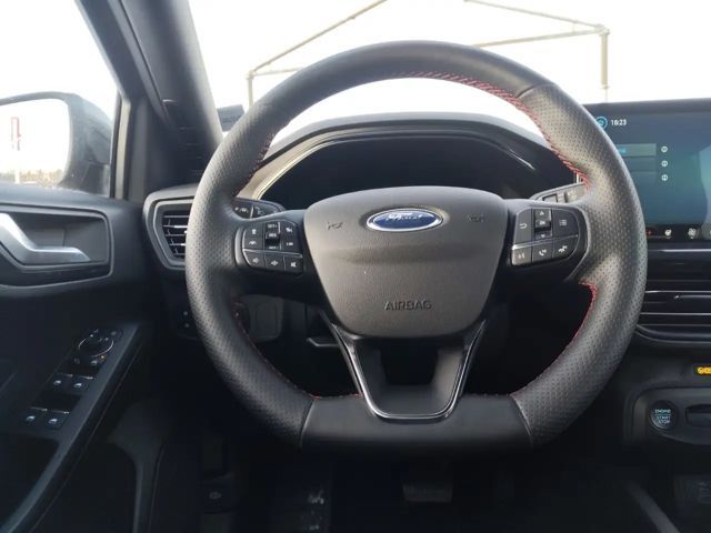 Ford Focus ST Line Wagon