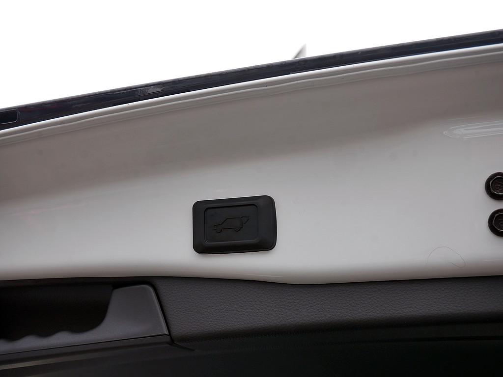 Toyota RAV4 Hybride Style