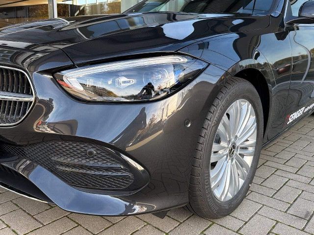 Mercedes-Benz C 200 C 200 d Sedan