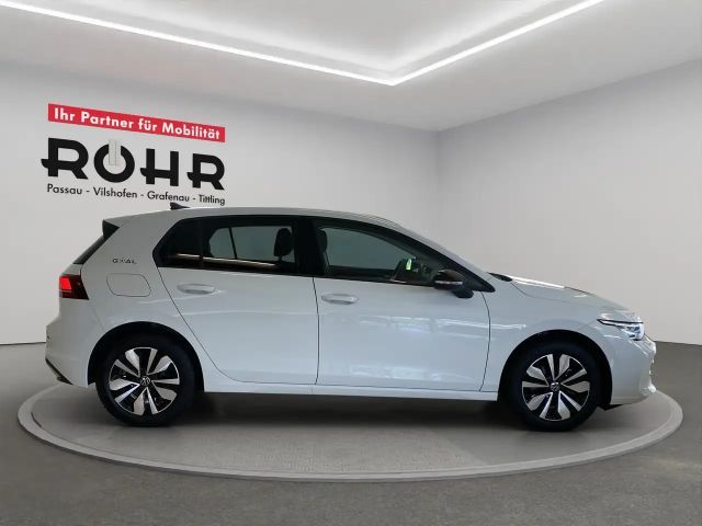 Volkswagen Golf 1.5 TSI BMT Golf VIII